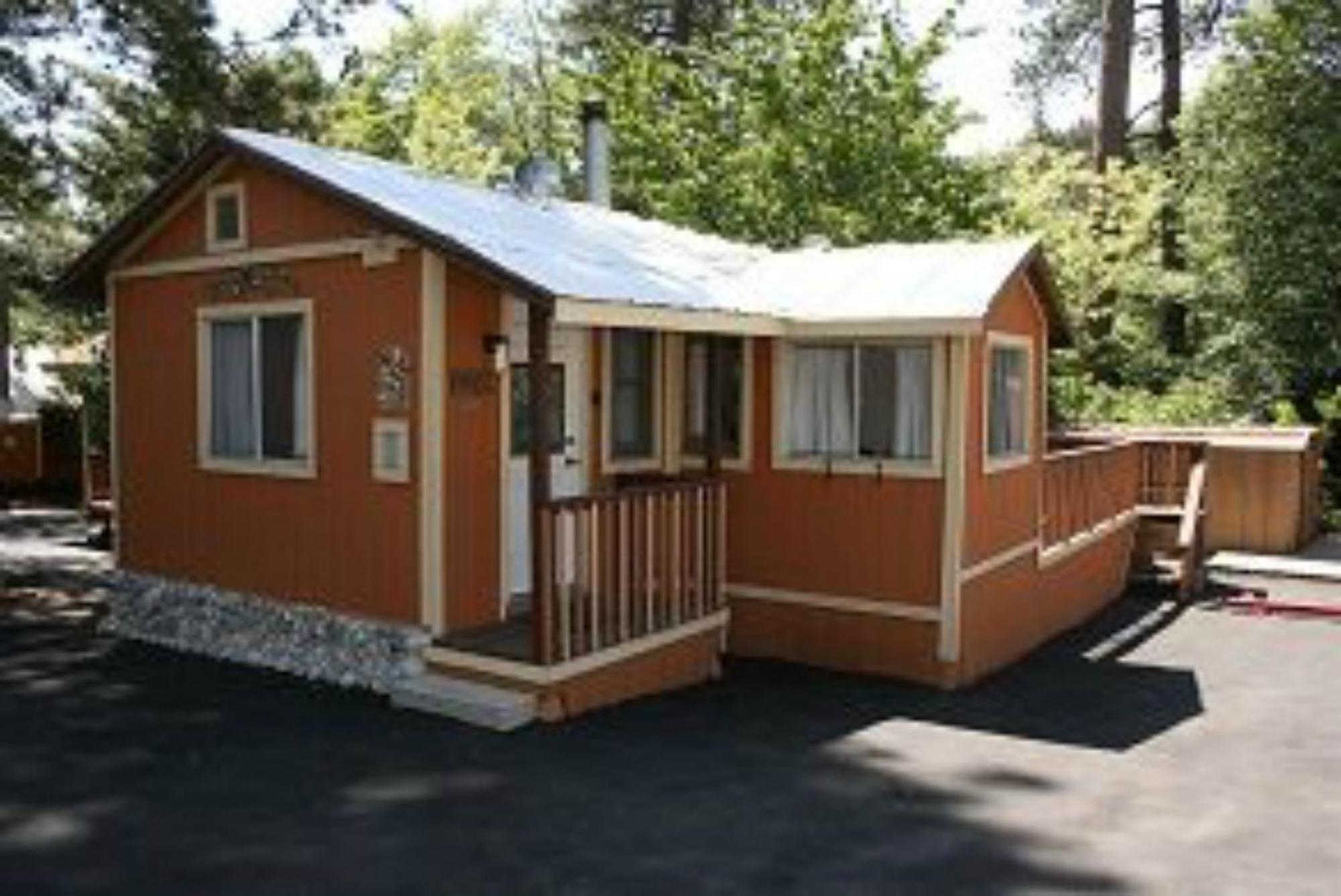 Sleepy Hollow Cabins & Hotel Crestline Luaran gambar