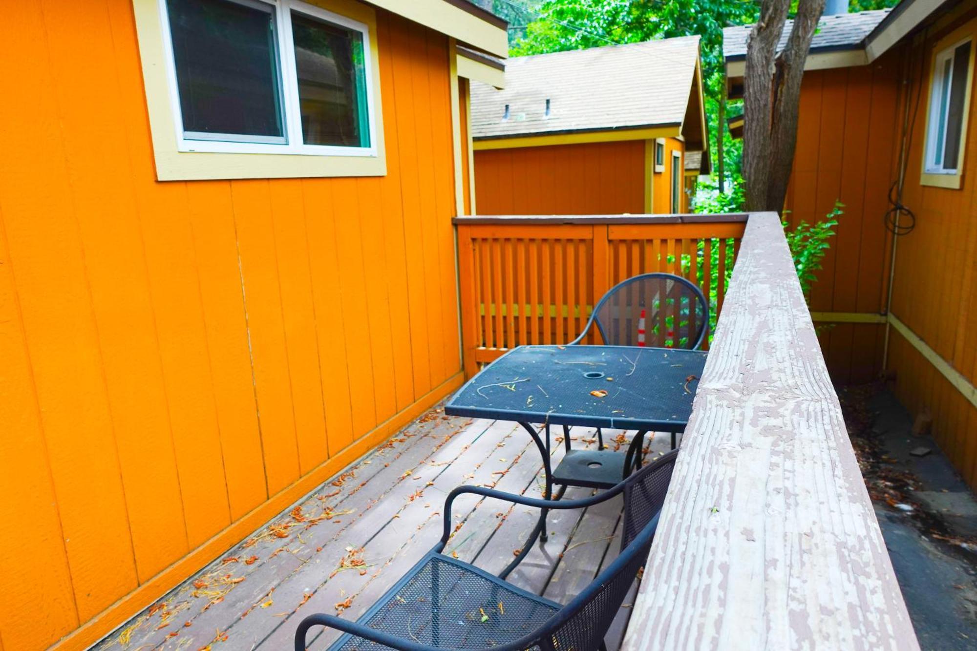 Sleepy Hollow Cabins & Hotel Crestline Luaran gambar