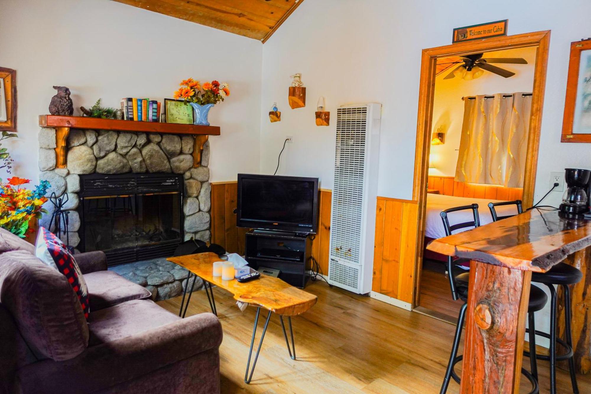 Sleepy Hollow Cabins & Hotel Crestline Luaran gambar