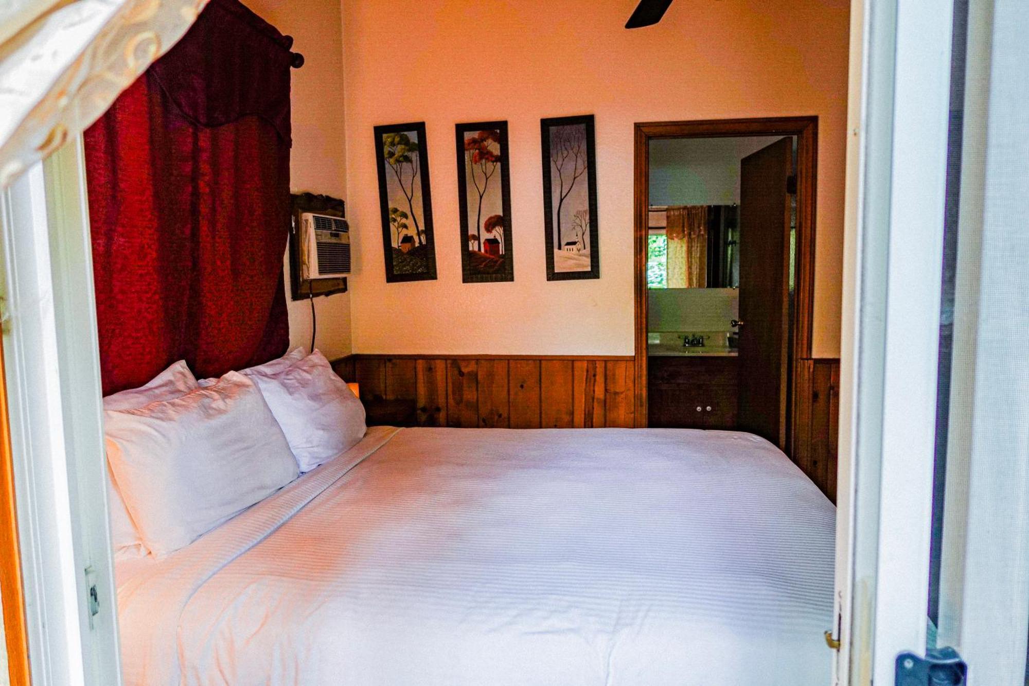 Sleepy Hollow Cabins & Hotel Crestline Luaran gambar