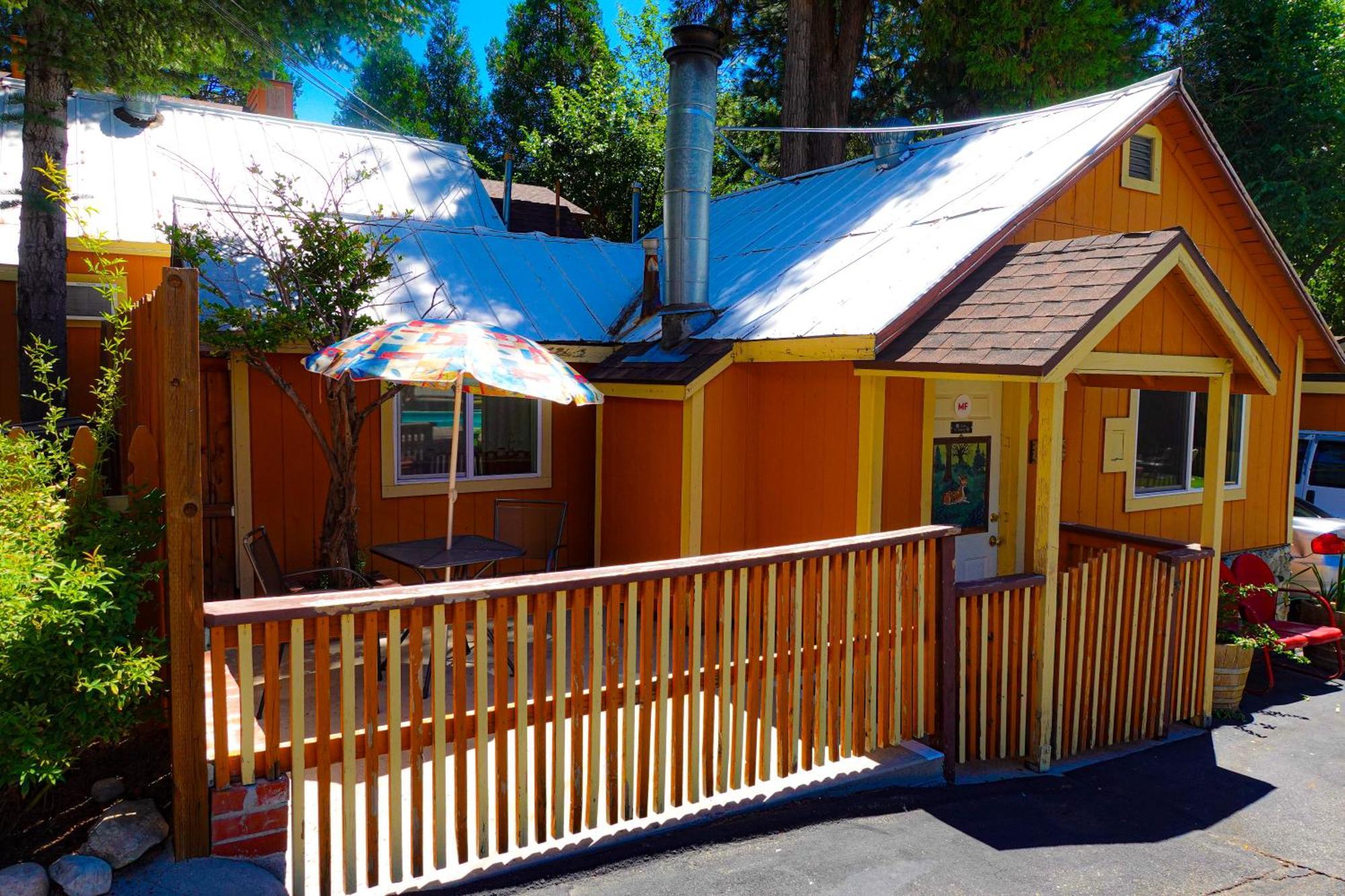 Sleepy Hollow Cabins & Hotel Crestline Luaran gambar